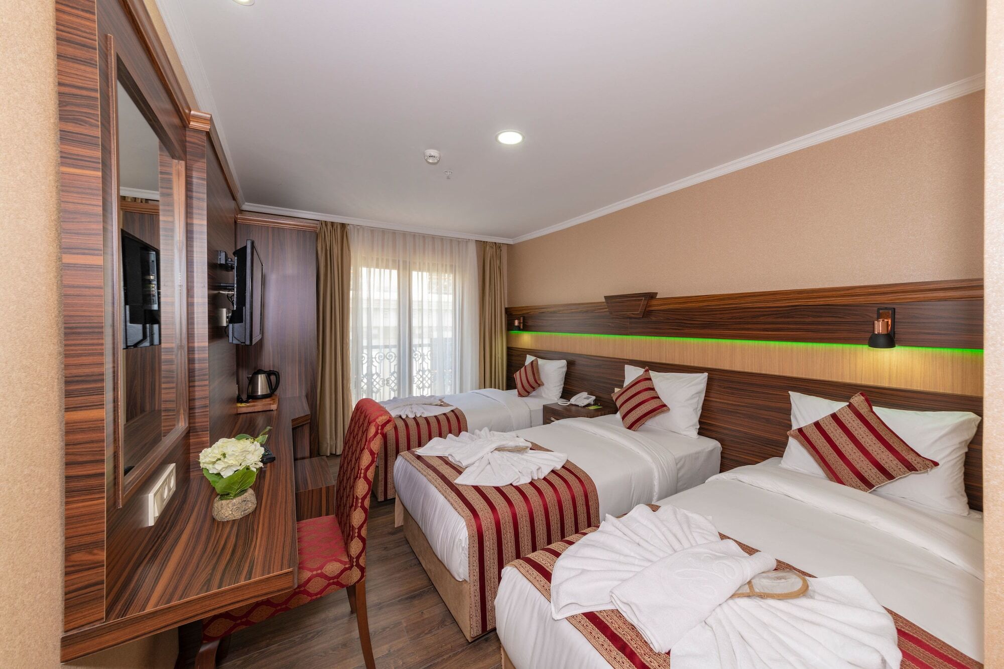 Vision Deluxe Hotel อิสตันบูล ภายนอก รูปภาพ
